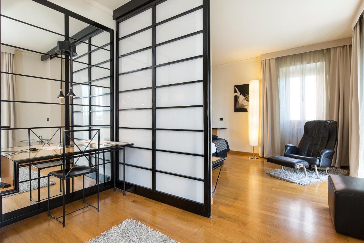 Casa Alle Colonne By Hotel Ancora Verbania Ngoại thất bức ảnh