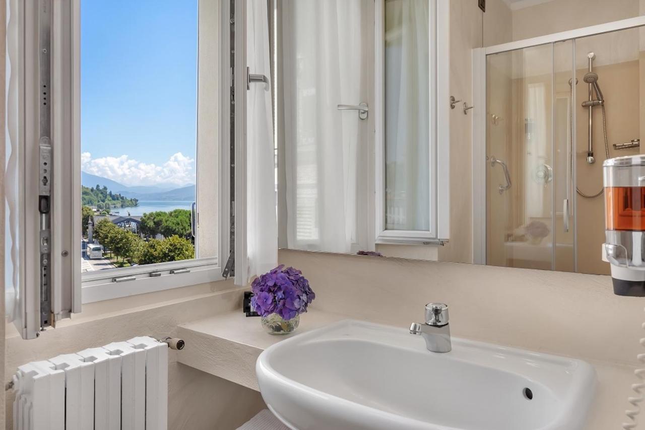 Casa Alle Colonne By Hotel Ancora Verbania Ngoại thất bức ảnh